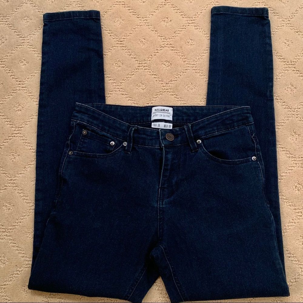 Pull & Bear Dark‎ Wash Skinny Jeans 0